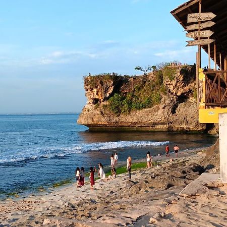Simple Homestay Balangan Pecatu Kültér fotó
